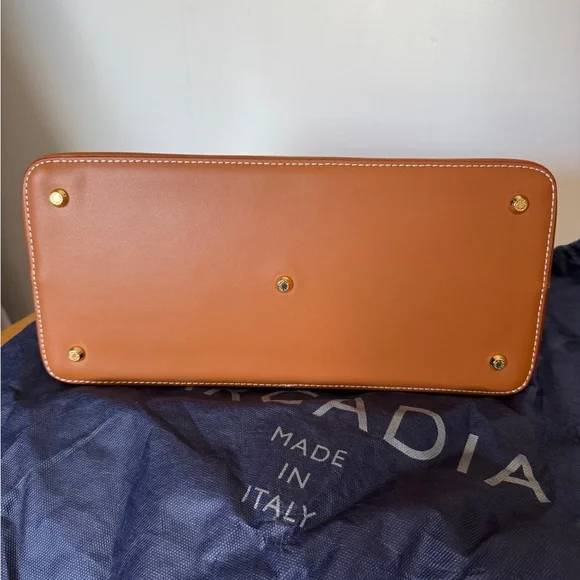 Arcadia Glossy Red and Tan Satchel - Picture 6 of 8